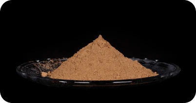 Finely ground bentonite clay powder, industrial grade for cosmetics, drilling, and oil refining applications